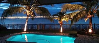 Vakker villa ved sjøen i Mauritius Tombeau Bay