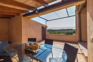 Outdoor dining - Can Pont - Beautiful villa with pool and garden in Manacor (Manacor)