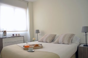 1 habitación, wifi y ropa de cama