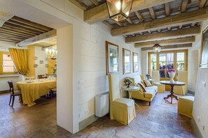 Interior - Casa del Fattore   . (Capannori)