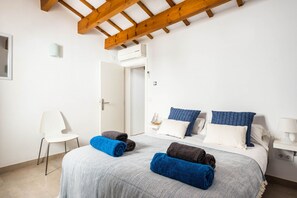 2 habitaciones, tabla de planchar con plancha y wifi gratis