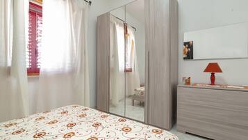 3 sovrum, strykjärn/strykbräda, gratis wi-fi och sängkläder