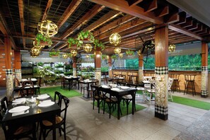Breakfast and dinner served  - The Sterling Villas (Pecatu)