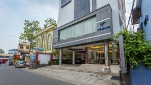 Front of property - Treebo The Senate Hotel (Kanayannur)