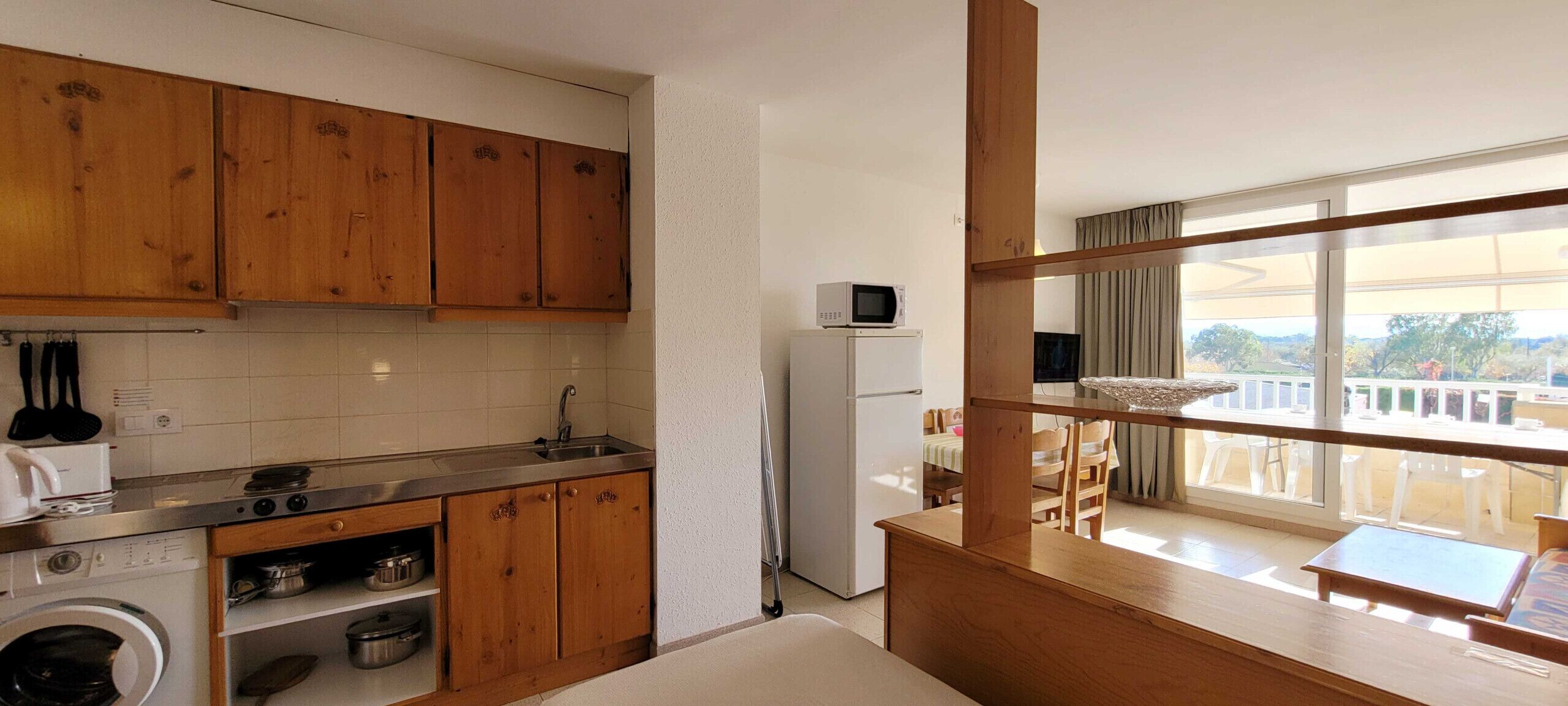 冰箱、微波炉、炉灶、茶具/咖啡用具