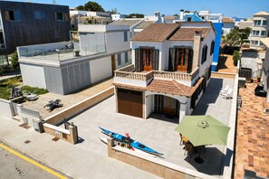 Exterior - Casa Embat 045 fantastic house with sea views, terrace, barbecue and kayaks (Son Serra de Marina)