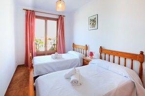 4 多间卧室、熨斗/熨衣板、免费 WiFi、床单