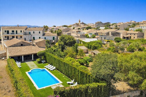 Tofollubí 152 fantastic villa with private pool, large outdoor area, air conditioning and barbecue area