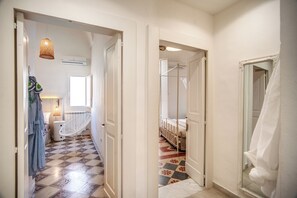 2 habitaciones, tabla de planchar con plancha y wifi gratis