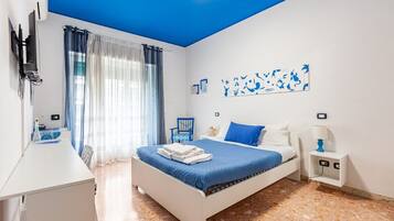 2 Schlafzimmer, BĂŒgeleisen/BĂŒgelbrett, WLAN, BettwĂ€sche