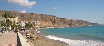 Vakker SEE VIEW leilighet gratis WIFI 