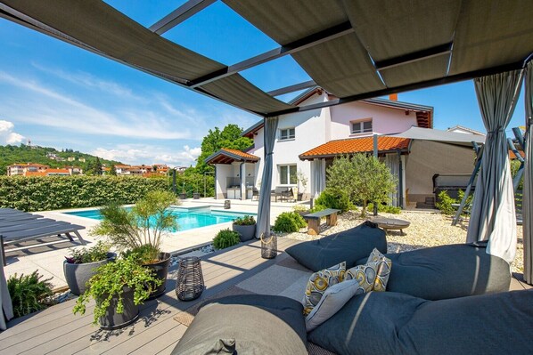 Terrace/patio - Modern Villa Sušanj***** with a heated outdoor pool near Opatija (Pobri)