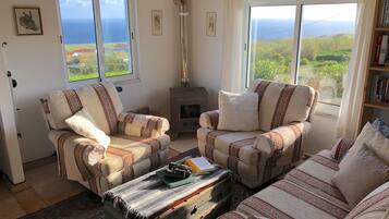 Télévision, livres, vidéothÚque, chaßne hi-fi