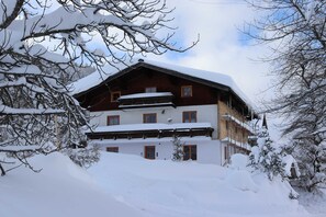 Exterior - Vacation apartment Lammertal - Payrhof - Family vacation on an organic mountain farm (Promberg)
