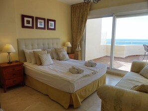 3 Schlafzimmer, Bügeleisen/Bügelbrett, Reisekinderbett, WLAN