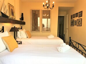 3 Schlafzimmer, Bügeleisen/Bügelbrett, Reisekinderbett, WLAN