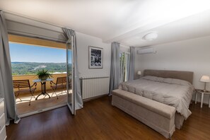 4 bedrooms, in-room safe, iron/ironing board, travel crib - Wunderschöne Villa in Natur mit Meerblick, Pool, Kvarner Bucht (Bribir)