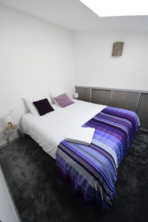 1 chambre, fer et planche Ă repasser, lit parapluie, Wi-Fi gratuit