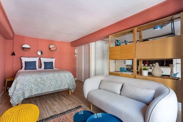 1 bedroom, iron/ironing board, WiFi, bed sheets