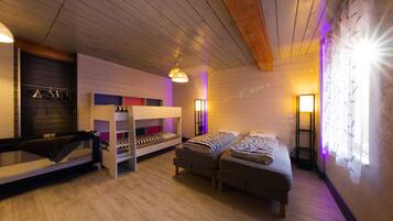 10 chambres, bureau, fer et planche Ă repasser, Wi-Fi gratuit