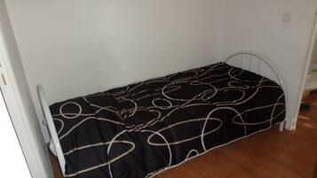 1 chambre, fer et planche Ă repasser, lit parapluie, Wi-Fi gratuit