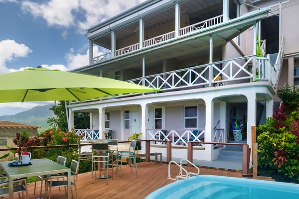 This air conditioned Garden Room with a comfortable queen size bed is only two steps away from the pool and sun deck.