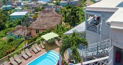 Affordable Luxury ⭐⭐⭐⭐Pool⛱A/C☀️Breakfast w a View