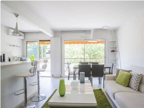 Smart TV - Appartement 2 Pieces à Cannes (Cannes)