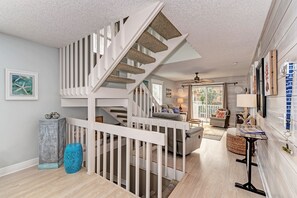 Smart TV, DVD player, books