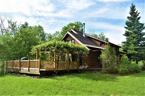 Exterior - Waterfront Secluded Log-house w/Sauna, Games, More, Mins To Town & Activities (Windham)