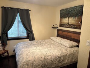 1 bedroom, iron/ironing board, travel crib, WiFi