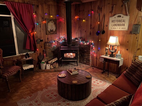 TV, fireplace, DVD player