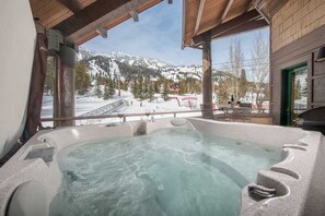 Outdoor spa tub - RMR: Cody House B Condo in Teton Village (Teton Village)