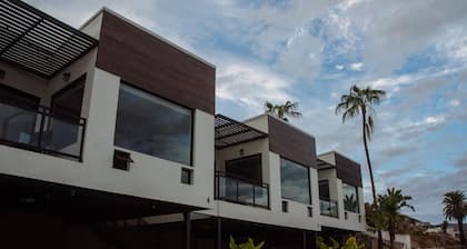 El Refugio 3. Best Place in the Heart of Ensenada with a Panoramic View.