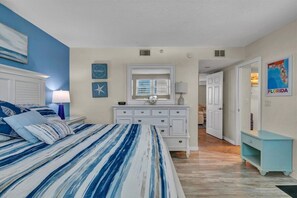 2 bedrooms, desk, iron/ironing board, WiFi