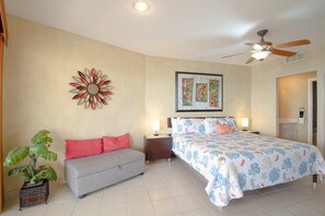 2 bedrooms, free Internet, bed sheets, wheelchair access - Sonoran Spa W608 - 2 BR Next to the Pool, High Speed Wi-Fi - Beachfront Upper Floor Luxury Condo (Puerto Peñasco)