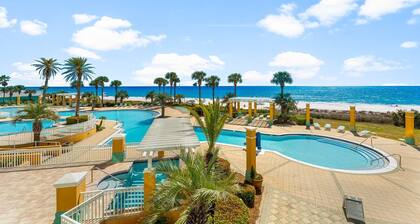 2-Gulf Front Masters - Massive Entertainment Space! Large Balcony!