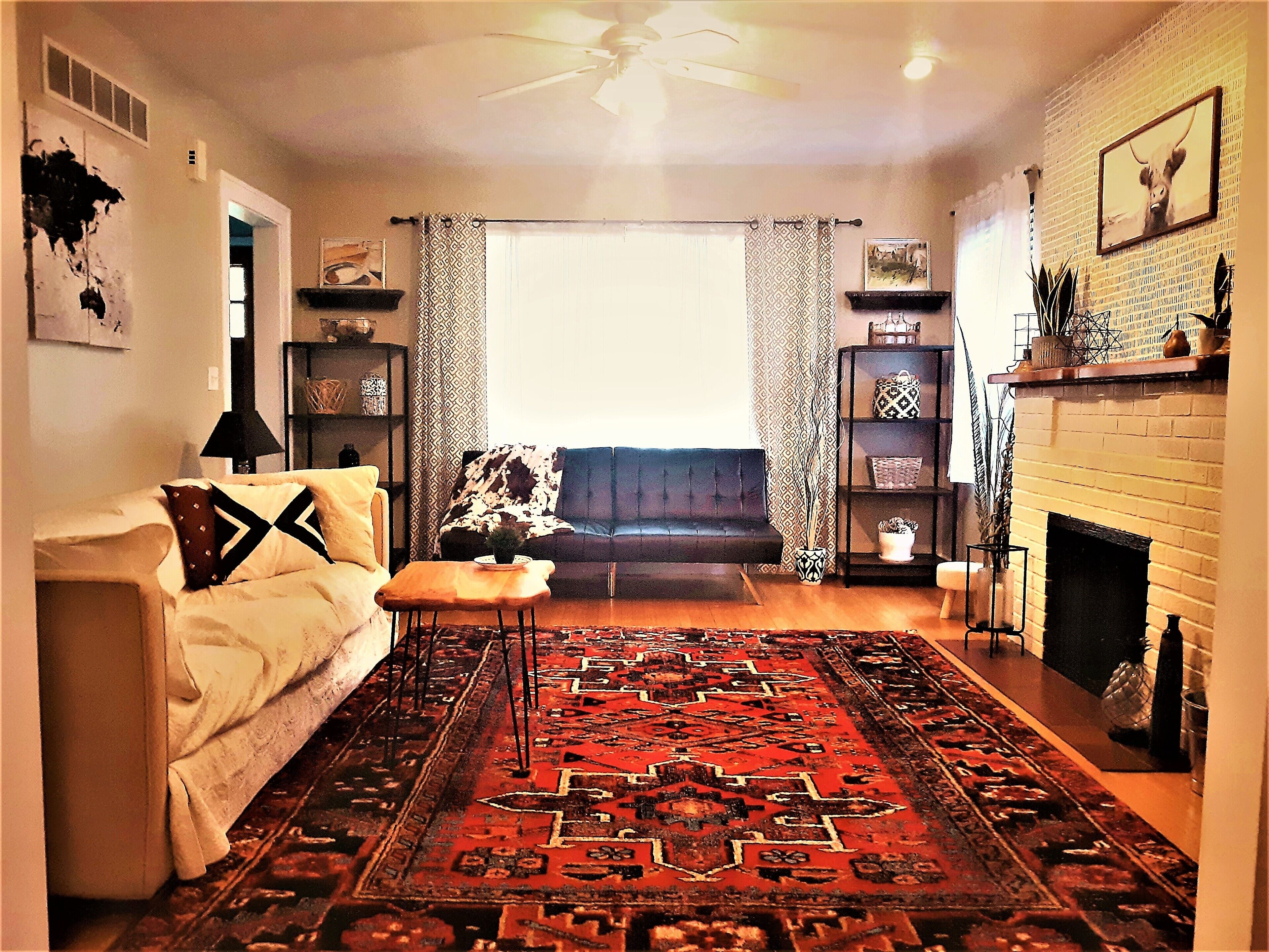 CLOSE TO NOTRE DAME, ST. MARY'S, AND HOLY CROSS COLLEGES!