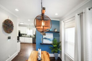 Dining - Modern Home in Historic Strawberry Hill w/ a view of Downtown KC - Pet Friendly (Kansas City)