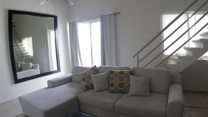 Interior - 3BR Luxury Penthouse With Amazing Views of the City and the Hotels (Cancun)