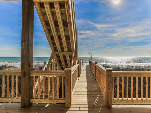 Sunshine Dreams | Beachfront + Sound Views