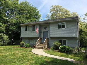 Exterior - Charming vacation home in Narragansett (Narragansett)