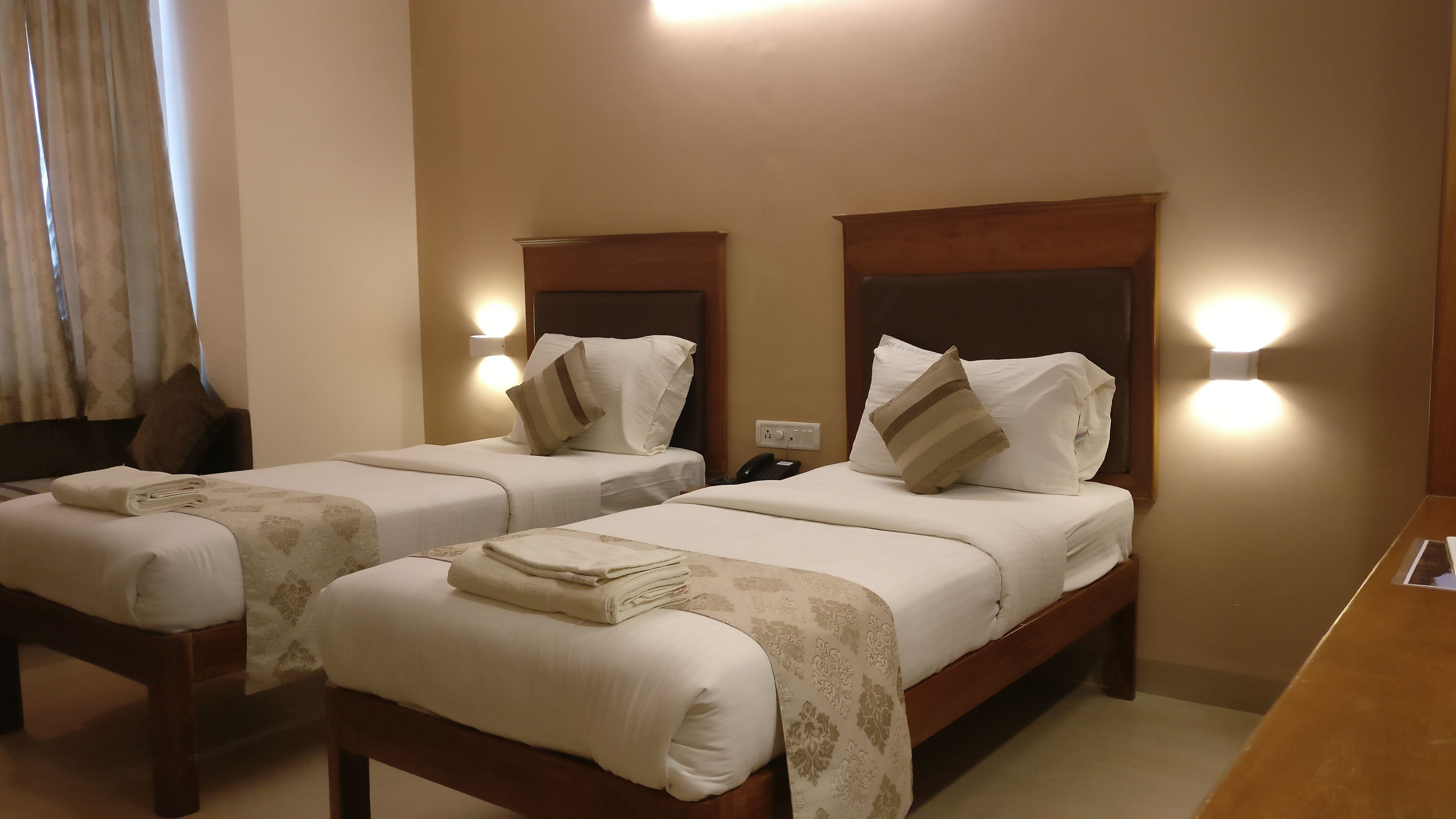 executive double room, 1 bedroom | 1 bedroom, premium bedding, in-room safe, desk
