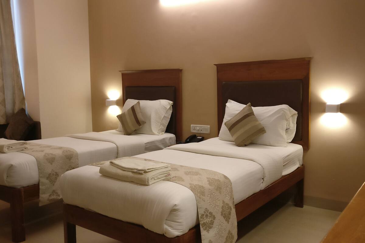 executive double room, 1 bedroom | 1 bedroom, premium bedding, in-room safe, desk