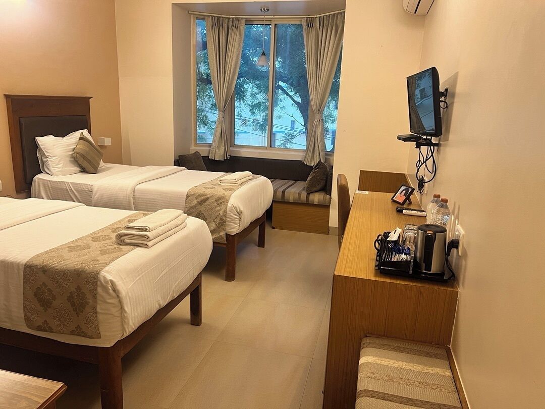 Executive Twin Room | 1 bedroom, Egyptian cotton sheets, premium bedding, pillow-top beds