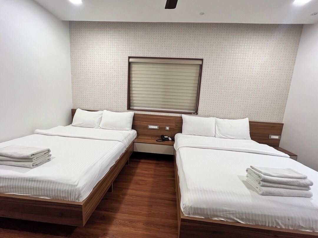 Phòng Superior | 1 phòng ngủ, bộ đồ giường cao cấp, két bảo mật tại phòng, bàn 