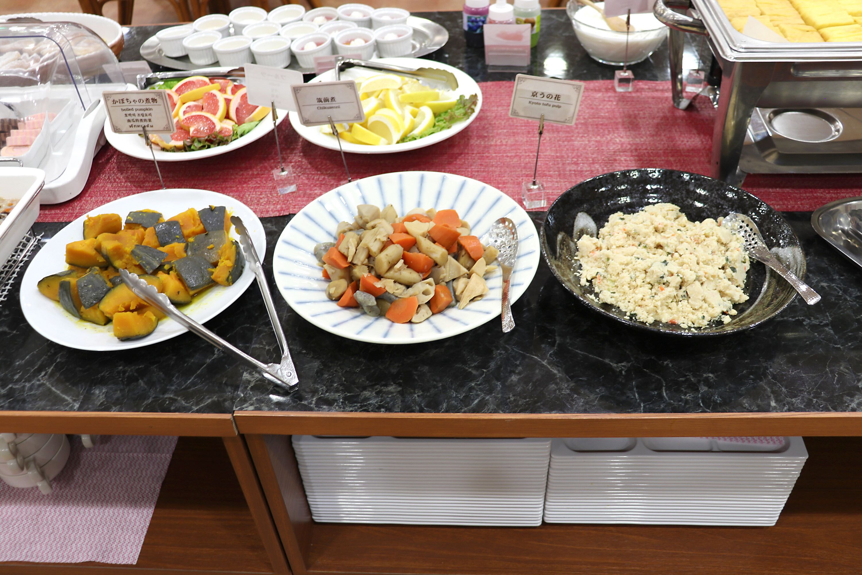 daily buffet breakfast (jpy 1200 per person)