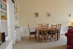 Apartment, 2 Bedrooms | Private kitchen