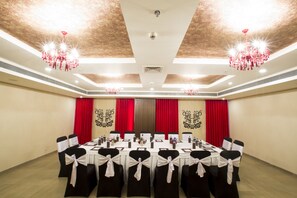 Birthday party area - Anjushree - Ujjain (Ujjain)