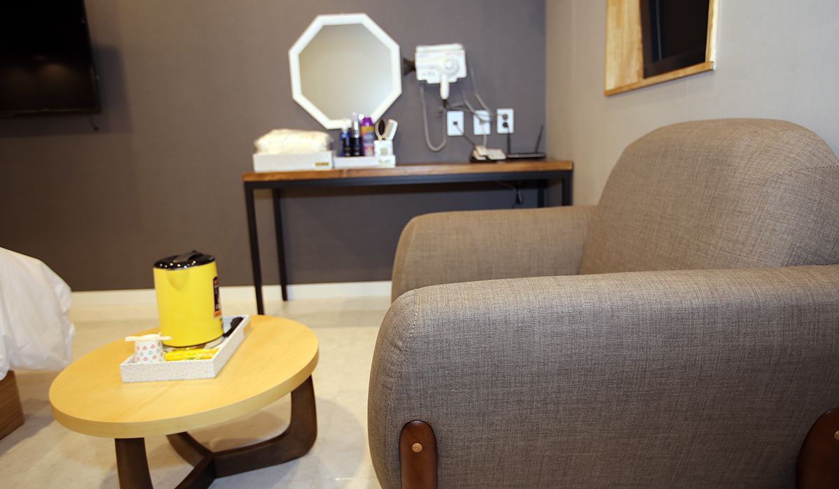 deluxe double room | desk, laptop workspace, soundproofing, free wifi